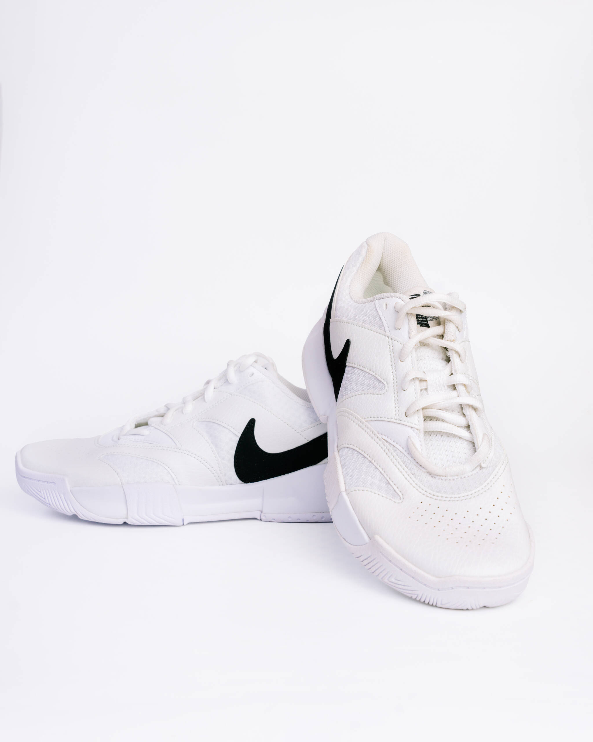 CHIQUITA NIKE COURT LITE 4 SIZE 7UK